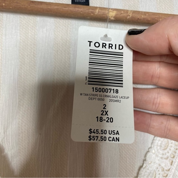 Torrid Cream Striped Lace-Up Peasant Blouse - Size 2X (NWT) - Picture 4 of 5